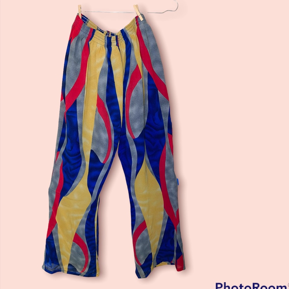 Size small, vintage 70s pattern wide leg pant